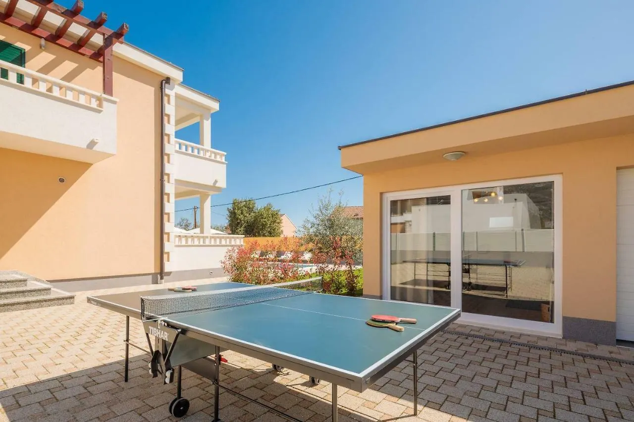 Villa Rosa Ventorum With Private Pool Near Split Kastela